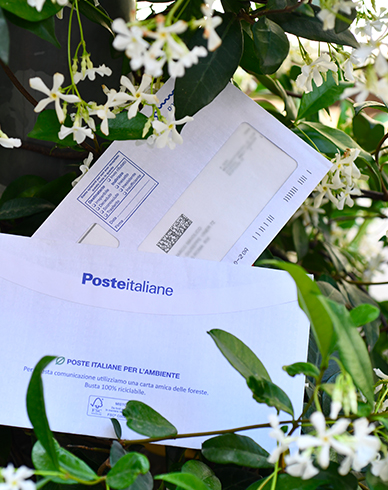 Postaonline diventa green: busta su fiori di gelsomino